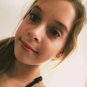 Meet your Posher, Macey